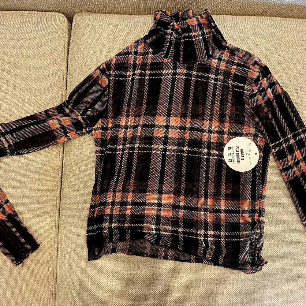 Crop see through turtle neck shirt